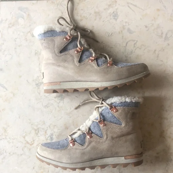 Sorel Sneakchic Alpine Shearling and Leather Laceup Boots Size 8 - Picture 11 of 16